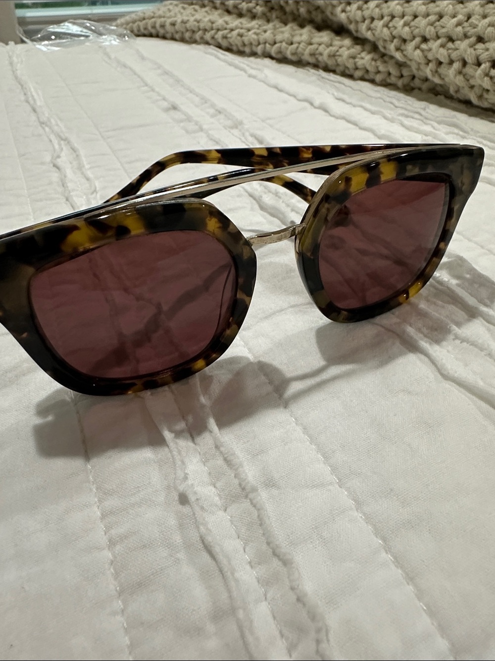 Madewell Tortoiseshell Sunglasses with brownish/rose Lenses
